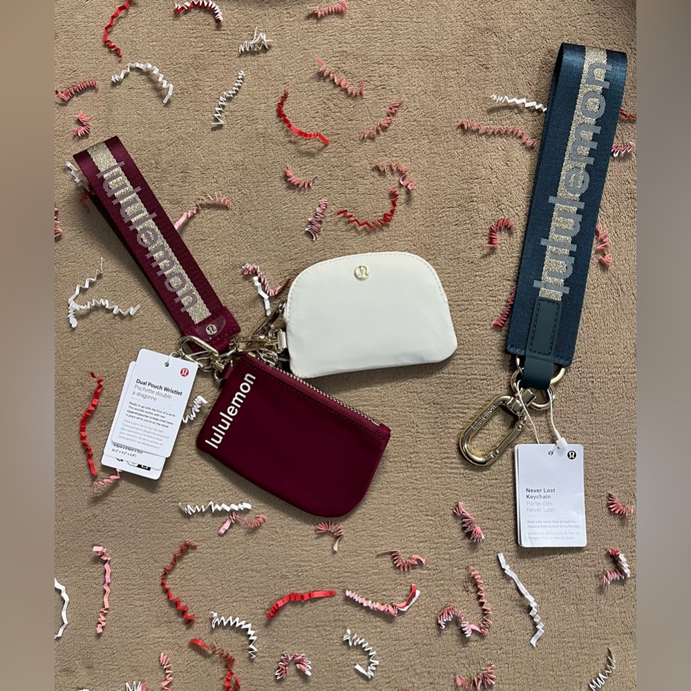 Lululemon Dual Pouch Wristlet & Never Lost Keychain Personalized Set 💌🎀
